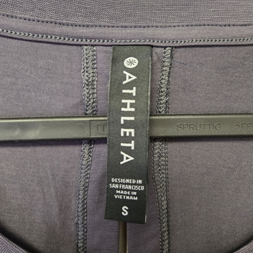 Athleta Keyhole Top Spring Night S - Picture 5 of 6